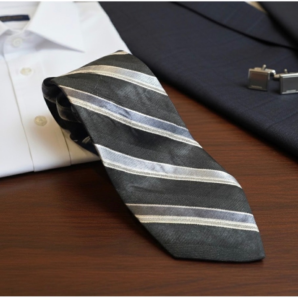 Perry Ellis Portfolio Mens Silk Necktie Gray Black Striped Business Formal